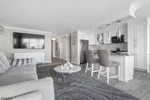 6 Horizon Rd, Fort Lee, NJ 07024 - Photo 8