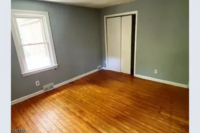 237 Prospect Point Rd, Jefferson Township, NJ 07849 - Photo 4