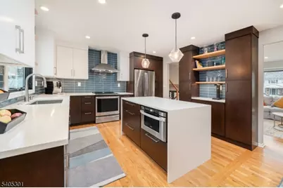 17 Badgley Dr, New Providence, NJ 07974 - Photo 12