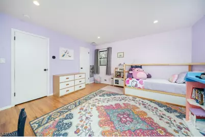 17 Badgley Dr, New Providence, NJ 07974 - Photo 32