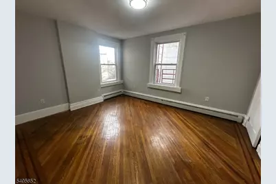 213 N 7th St, Newark, NJ 07107 - Photo 10