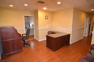 32 Church St, Flemington, NJ 08822 - Photo 4