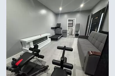 83 Bedford St, East Orange, NJ 07018 - Photo 14