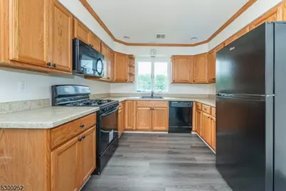 21 Walsh Rd #1, Franklin, NJ 07416 - Photo 10