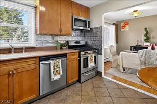 12 Hadler Dr, Franklin Township, NJ 08873 - Photo 8