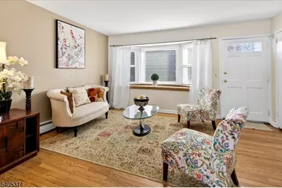 12 Hadler Dr, Franklin Township, NJ 08873 - Photo 2