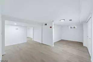 1666 Hamburg Tpke, Wayne, NJ 07470 - Photo 30