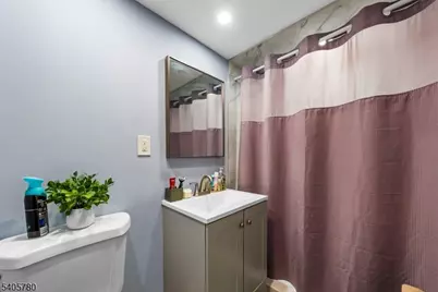 302 New York Ave, Clark Township, NJ 07066 - Photo 10