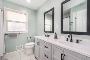 14 Bordeaux Dr, Mount Olive, NJ 07836 - Photo 22