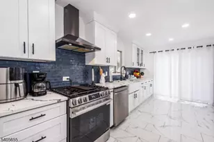 14 Bordeaux Dr, Mount Olive, NJ 07836 - Photo 16