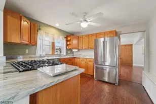 178 Linden St, Bridgewater, NJ 08807 - Photo 10