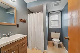 178 Linden St, Bridgewater, NJ 08807 - Photo 16