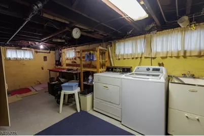 142 W Gibbons St, Linden, NJ 07036 - Photo 22