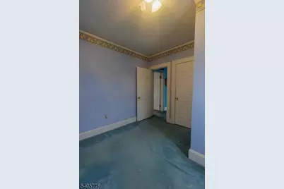 142 W Gibbons St, Linden, NJ 07036 - Photo 18