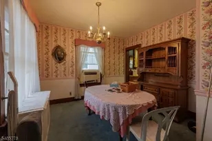 142 W Gibbons St, Linden, NJ 07036 - Photo 10