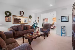 3 Summerfield Dr, Franklin Township, NJ 08540 - Photo 4