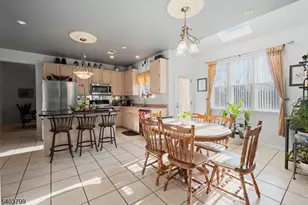 3 Summerfield Dr, Franklin Township, NJ 08540 - Photo 10