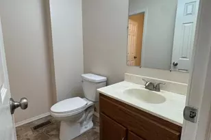 5 Burlington Ct, Hamburg, NJ 07419 - Photo 12