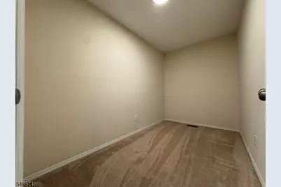 5 Burlington Ct, Hamburg, NJ 07419 - Photo 18