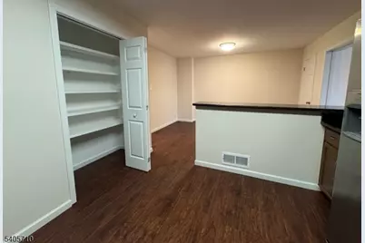 5 Burlington Ct, Hamburg, NJ 07419 - Photo 10