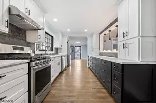 142 Taylor Ave, Hillsborough Township, NJ 08844 - Photo 10