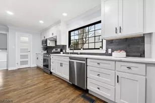 142 Taylor Ave, Hillsborough Township, NJ 08844 - Photo 10