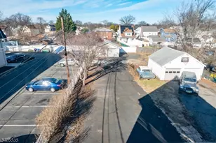 113 E Curtis St, Linden, NJ 07036 - Photo 38