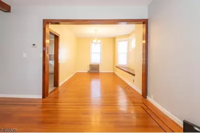 113 E Curtis St, Linden, NJ 07036 - Photo 6