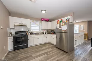 127 Godwin Ave, Paterson, NJ 07501 - Photo 8