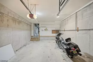 3 Mountain Ridge Rd, Bloomingdale, NJ 07403 - Photo 34