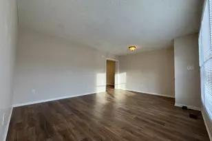 42 Burlington Ct, Hamburg, NJ 07419 - Photo 4