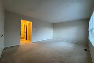 42 Burlington Ct, Hamburg, NJ 07419 - Photo 22