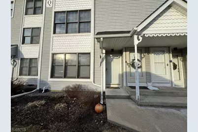 42 Burlington Ct, Hamburg, NJ 07419 - Photo 2