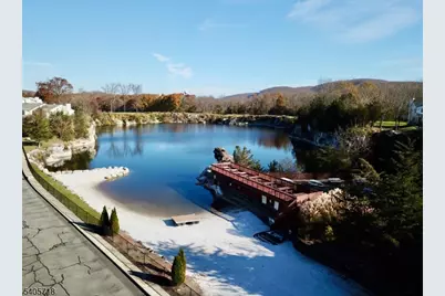 42 Burlington Ct, Hamburg, NJ 07419 - Photo 32