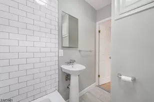 30 Pleasant Ave, Clifton, NJ 07013 - Photo 12