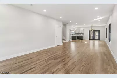 228 Locust St, Roselle, NJ 07203 - Photo 6