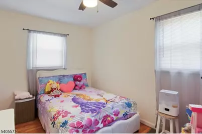 21 Beacon Rd, Hopatcong, NJ 07843 - Photo 18