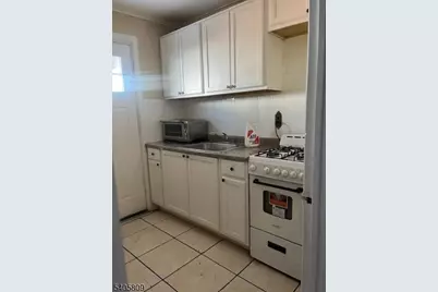 279 New York Ave, Newark, NJ 07105 - Photo 2