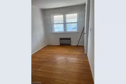 279 New York Ave, Newark, NJ 07105 - Photo 4