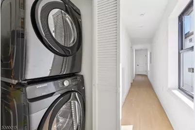 27 Robert St, Paterson, NJ 07503 - Photo 14