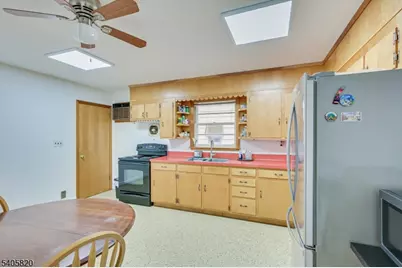 26 Goodwill Pl, Metuchen, NJ 08840 - Photo 12