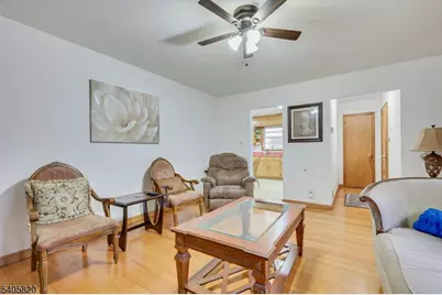 26 Goodwill Pl, Metuchen, NJ 08840 - Photo 10