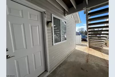 61 Cheswich Court, Bedminster Township, NJ 07921 - Photo 4