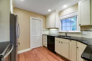 82 Stony Ln, Millburn, NJ 07078 - Photo 8