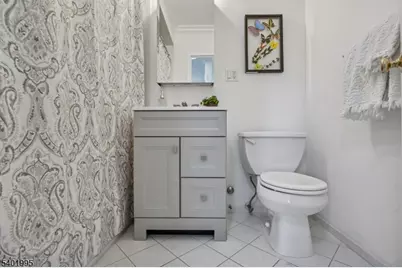 530 Valley Rd #3A, Montclair, NJ 07043 - Photo 12