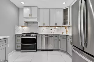 312 Greenfield Rd, Bridgewater, NJ 08807 - Photo 10