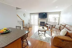 136 Mountainside Dr, Pompton Lakes, NJ 07442 - Photo 6