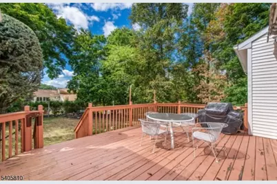 9 Forest Ter, Wayne, NJ 07470 - Photo 14