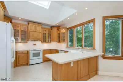 9 Forest Ter, Wayne, NJ 07470 - Photo 10