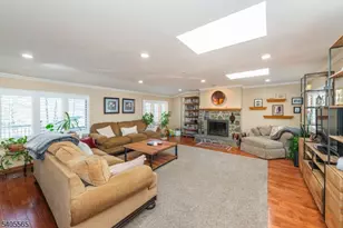 77 Moraine Rd, Parsippany, NJ 07950 - Photo 4